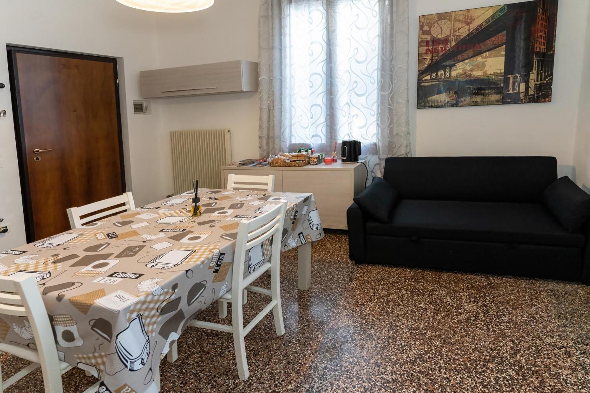 Civico 18 Bed & Breakfast Басано дел Грапа Екстериор снимка